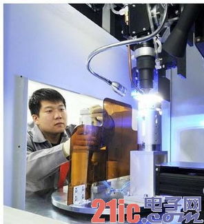 石墨烯技術(shù)迎來革命性突破 新型超級(jí)電容器實(shí)現(xiàn)“秒級(jí)”充電，或重塑儲(chǔ)能產(chǎn)業(yè)格局