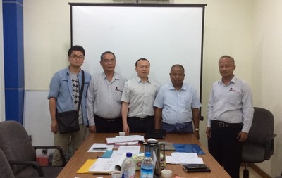 精誠合作，共謀發展——山東客戶蒞臨我廠考察橋式與門式起重機